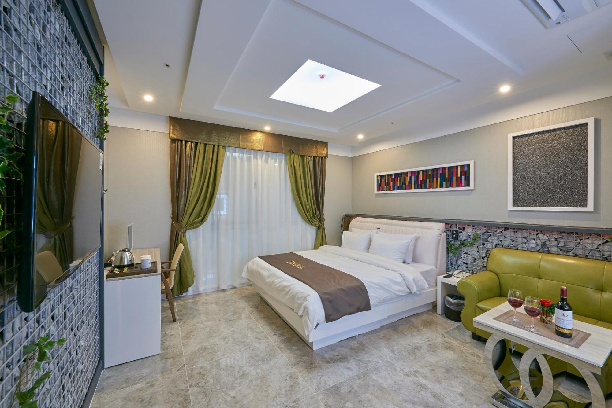 Dubai Hotel Gwangju Metropolitan City Exteriör bild