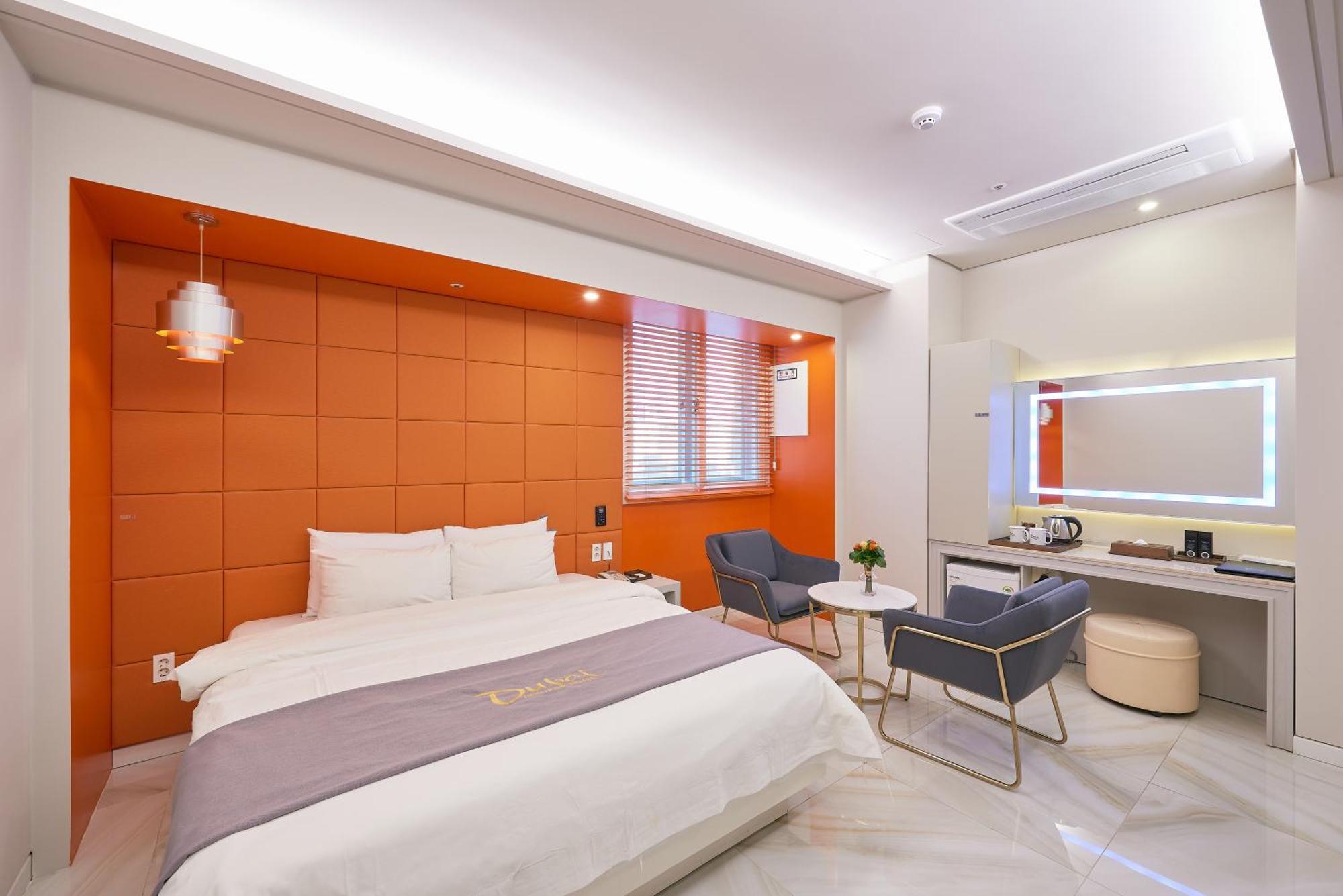 Dubai Hotel Gwangju Metropolitan City Exteriör bild