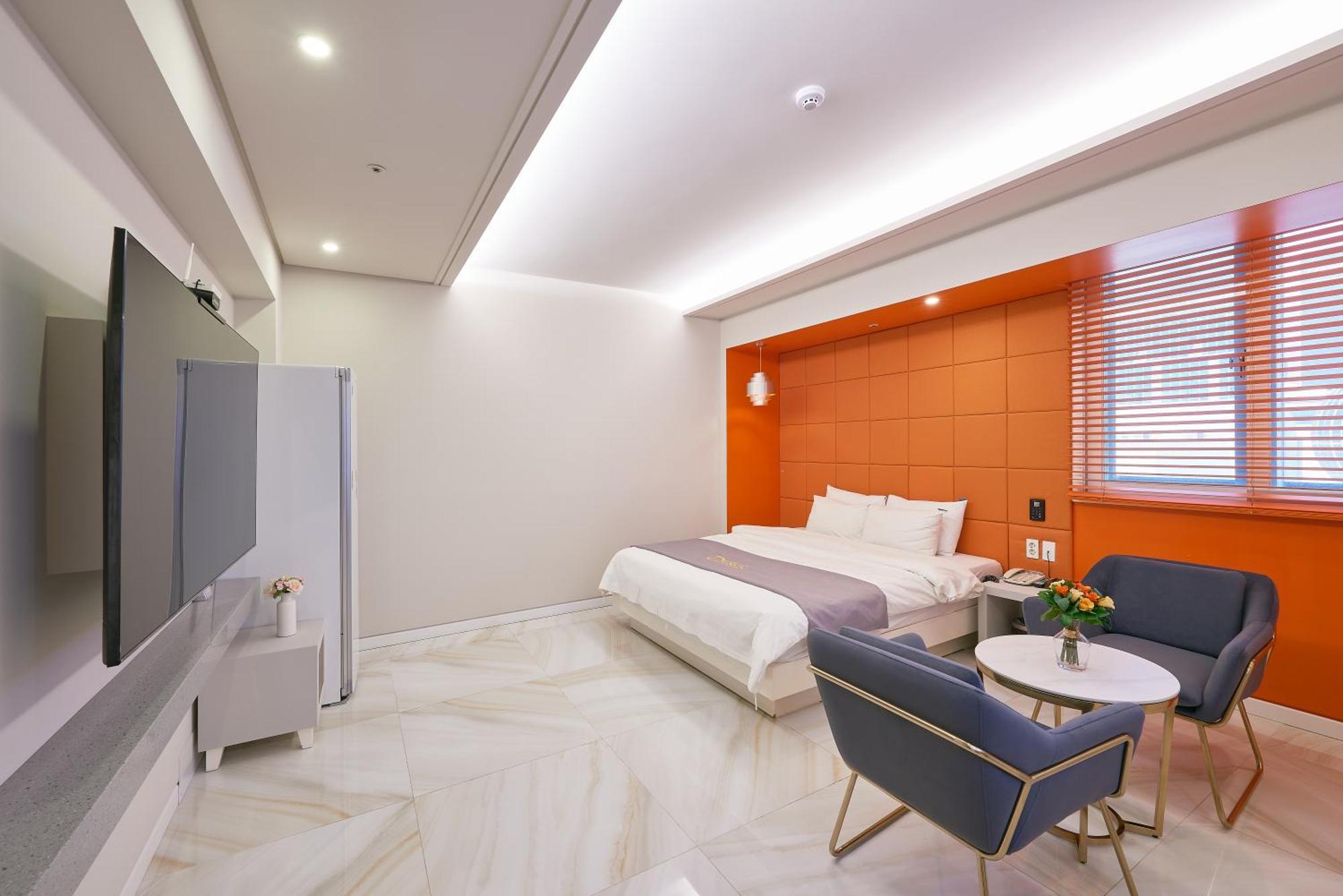 Dubai Hotel Gwangju Metropolitan City Exteriör bild