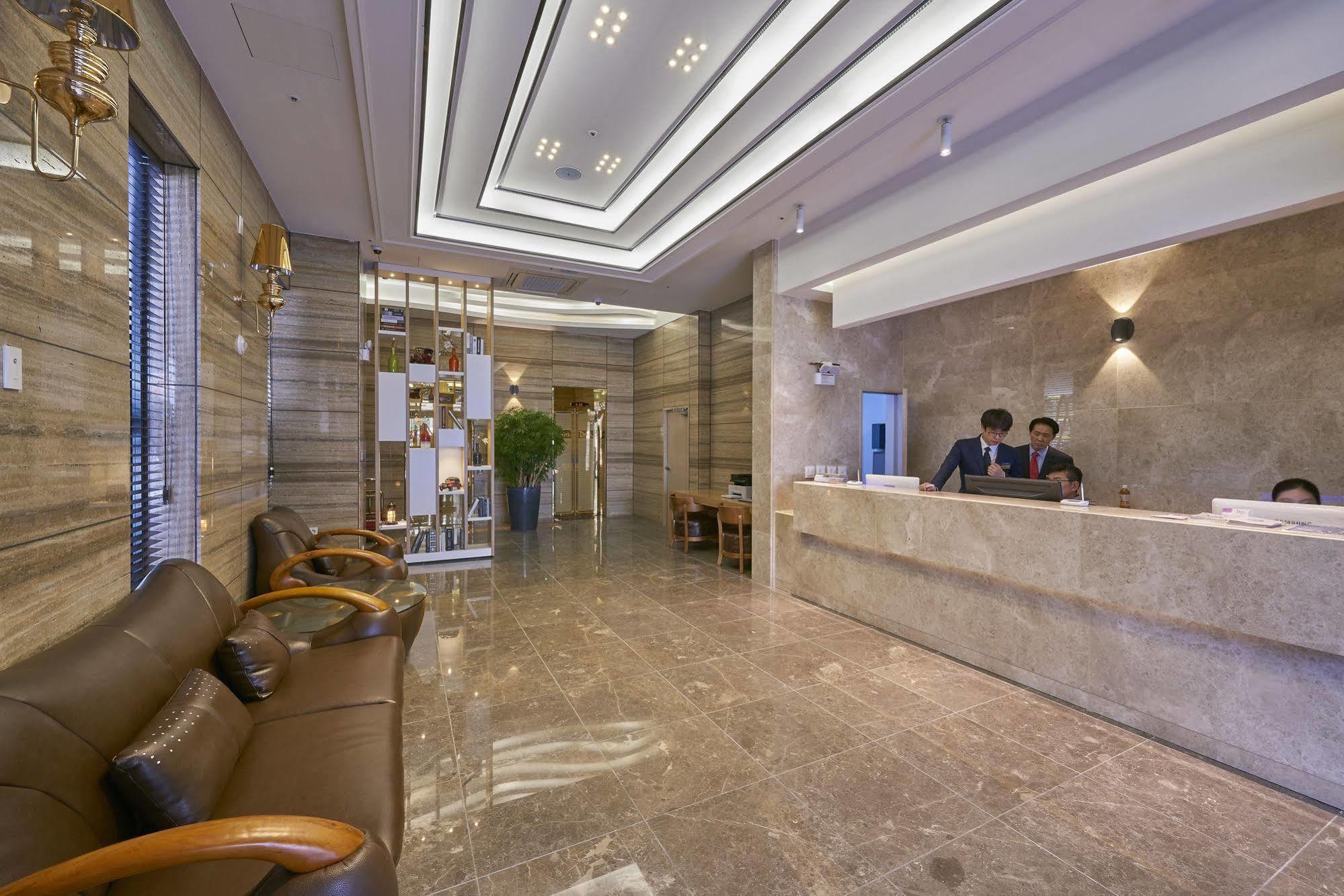 Dubai Hotel Gwangju Metropolitan City Exteriör bild